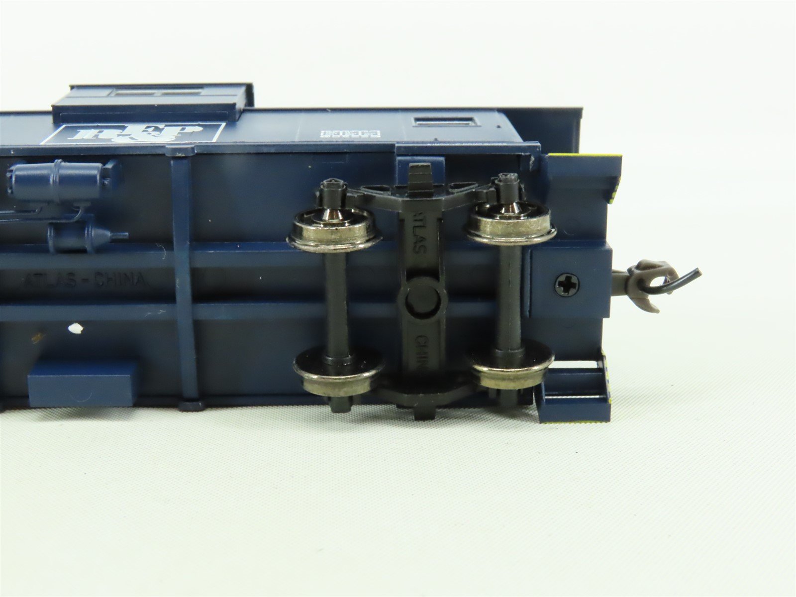 HO Scale Atlas #1925 RF&P Richmond Fredericksburg & Potomac EV Caboose #907