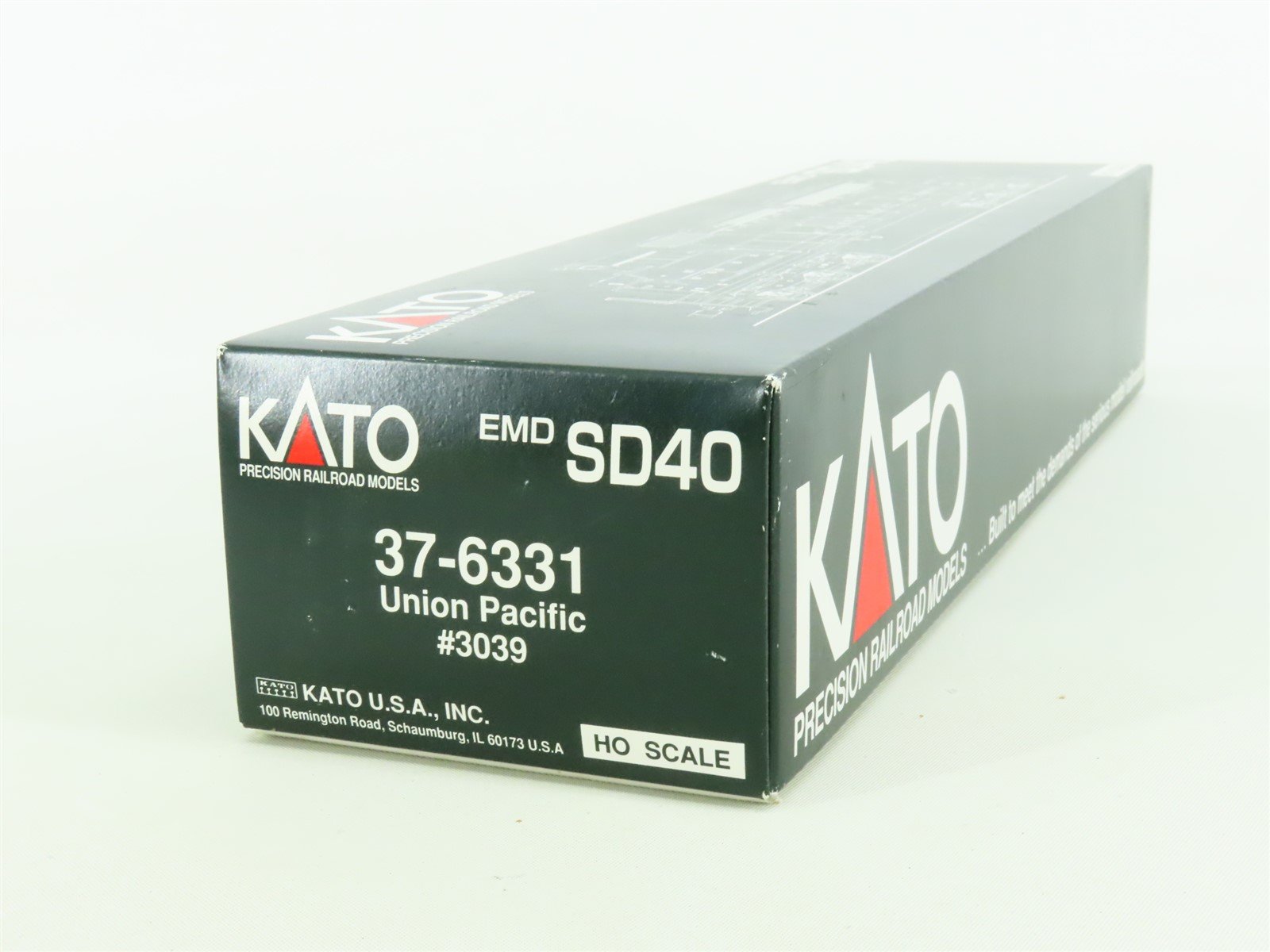HO Scale KATO 37-6331 UP Union Pacific EMD SD40 Diesel #3039
