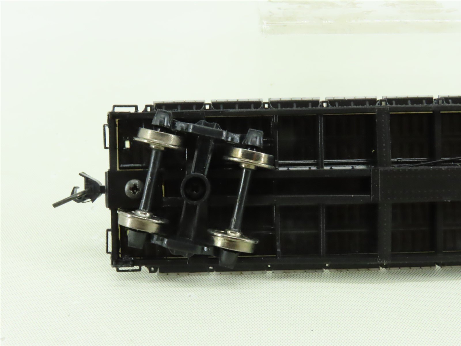 HO Scale Life-Like Proto 2000 #30623 CRR Clinchfield 50 Ton Flat Car #10101