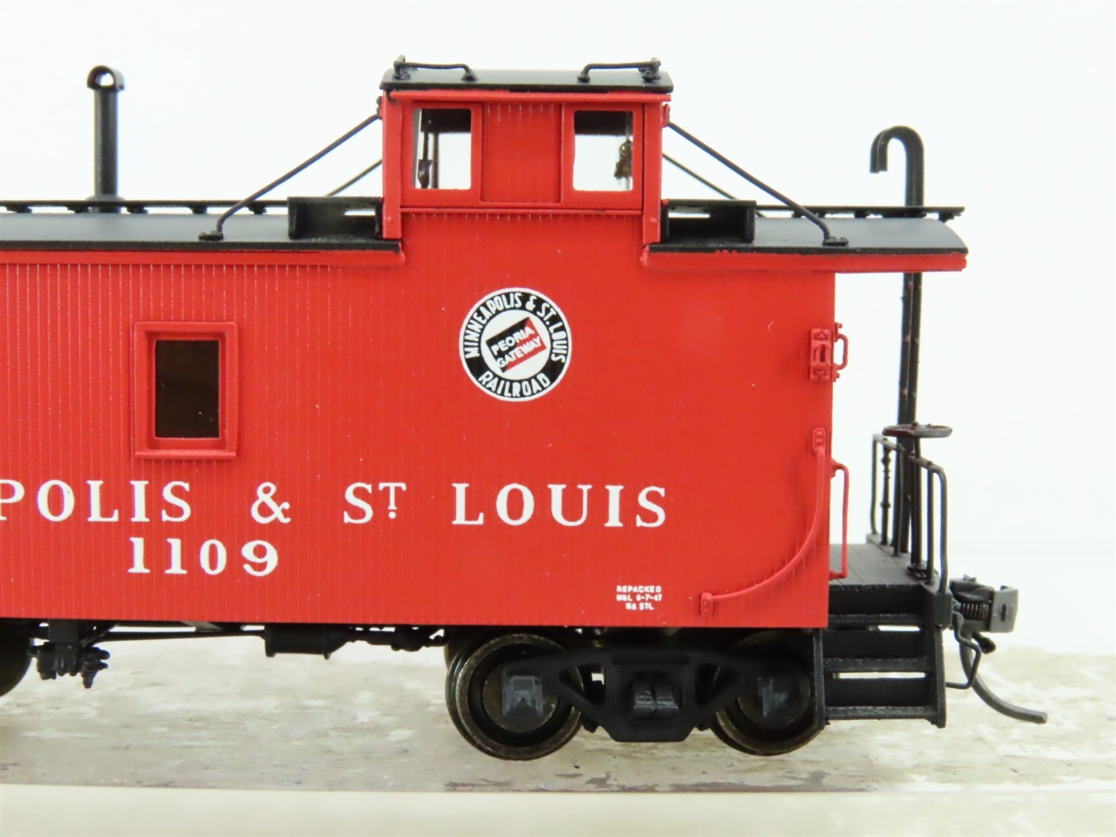 HO Scale Division Point/Rendezvous BRASS 1109 M&StL Offset Cupola Caboose #1109