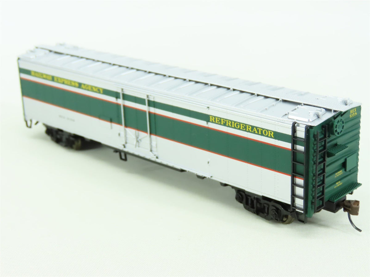 HO Scale Walthers #932-26249 REX REA Express 50&#39; Reefer 2-Pack #6158 &amp; 6183