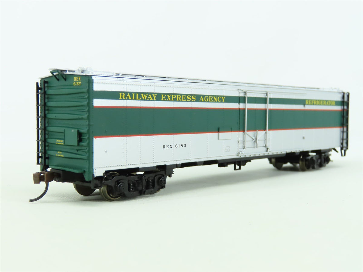 HO Scale Walthers #932-26249 REX REA Express 50&#39; Reefer 2-Pack #6158 &amp; 6183