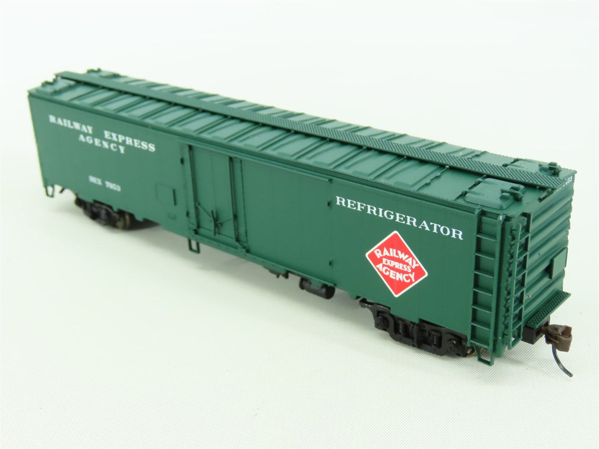 HO Scale Walthers #932-26241 REX REA Express 50&#39; Reefer 2-Pack #7453 &amp; 7528