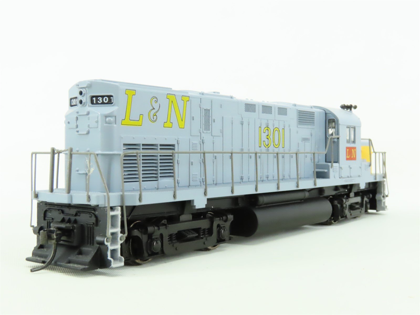 HO Scale Rivarossi 1871 L&N Louisville & Nashville ALCO C-420 Diesel #1301