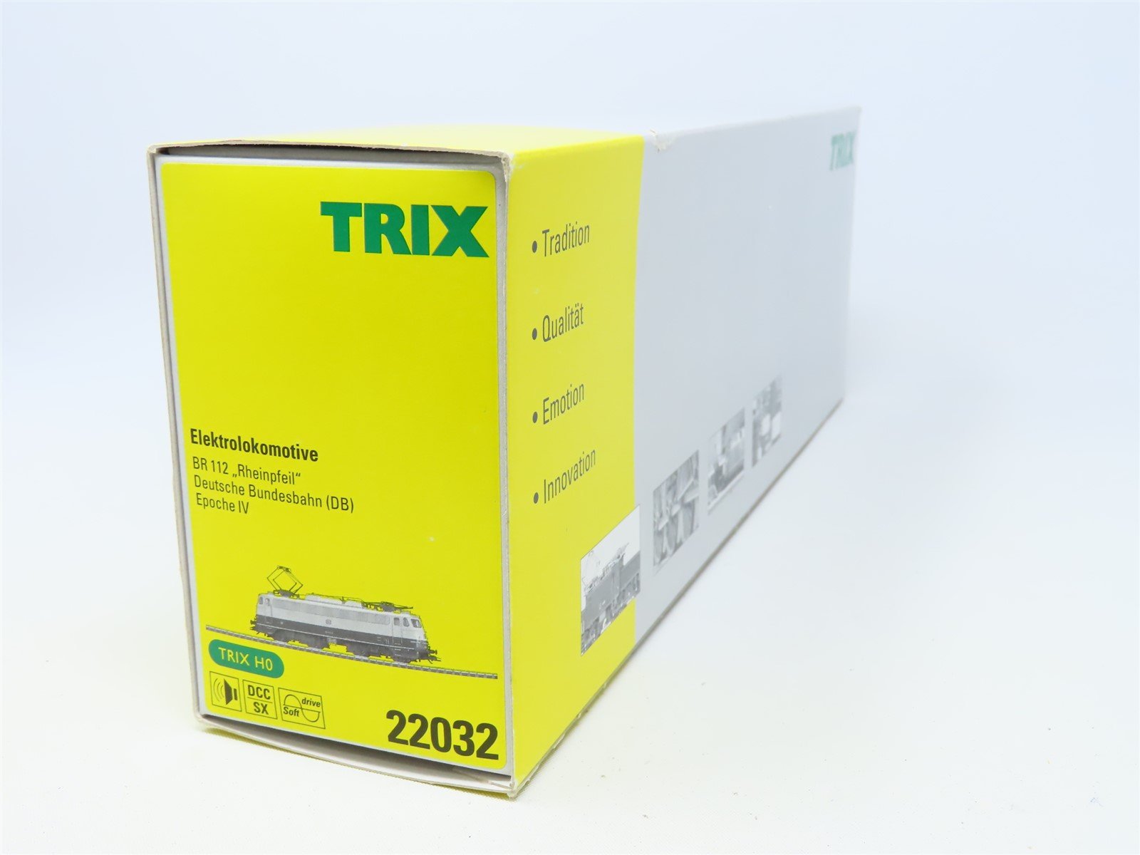 HO Scale Trix 22032 DB German TEE 