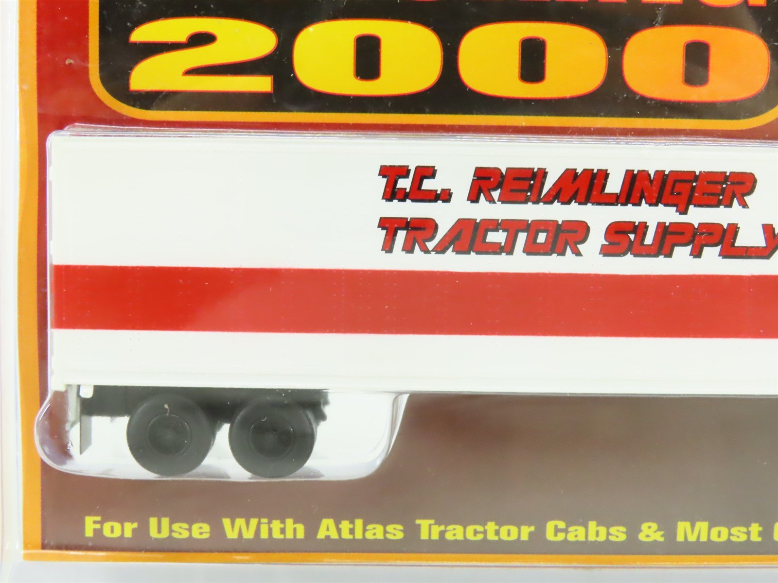 HO Atlas Motoring 2000 #12231 T.C. Reimlinger Tractor Supply 45' Pines Trailer