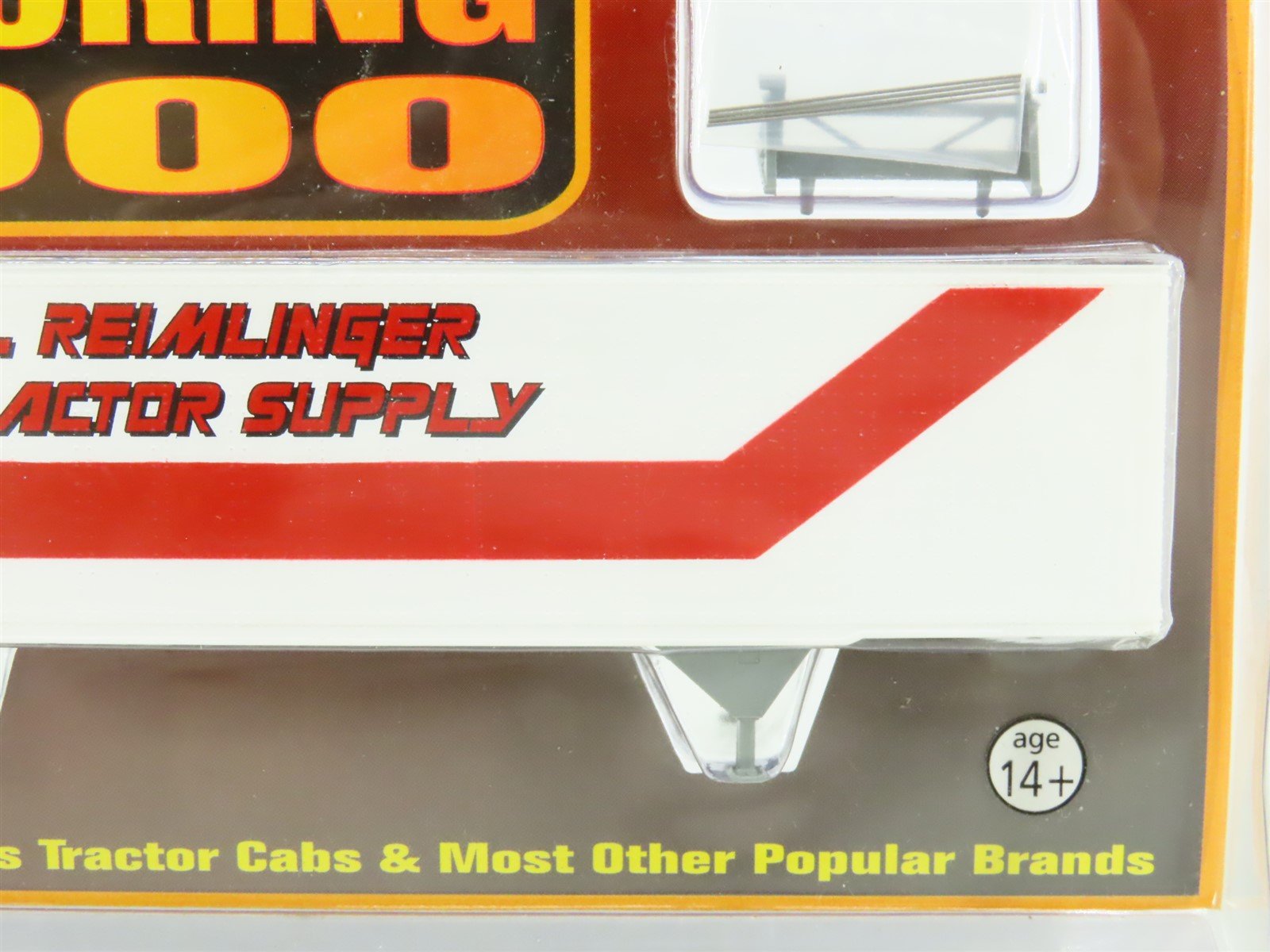 HO Atlas Motoring 2000 #12231 T.C. Reimlinger Tractor Supply 45' Pines Trailer