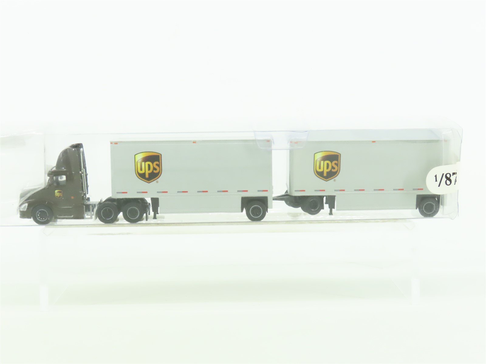 HO 1/87 Scale Trucks N' Stuff #SPT3541 UPS Volvo Day Cab w/ 2 Drop Deck Trailers