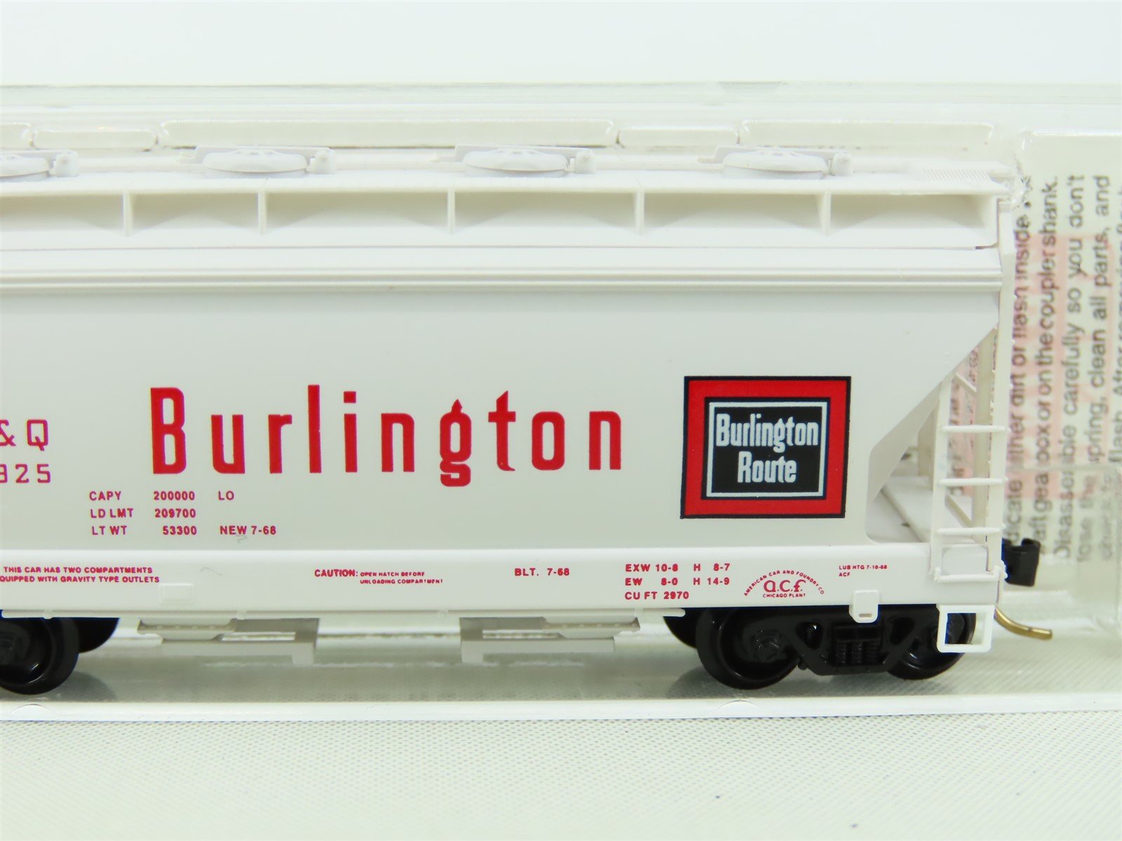 N Micro-Train MTL 92070 CB&Q Burlington Route 2-Bay ACF Covered Hopper #183925