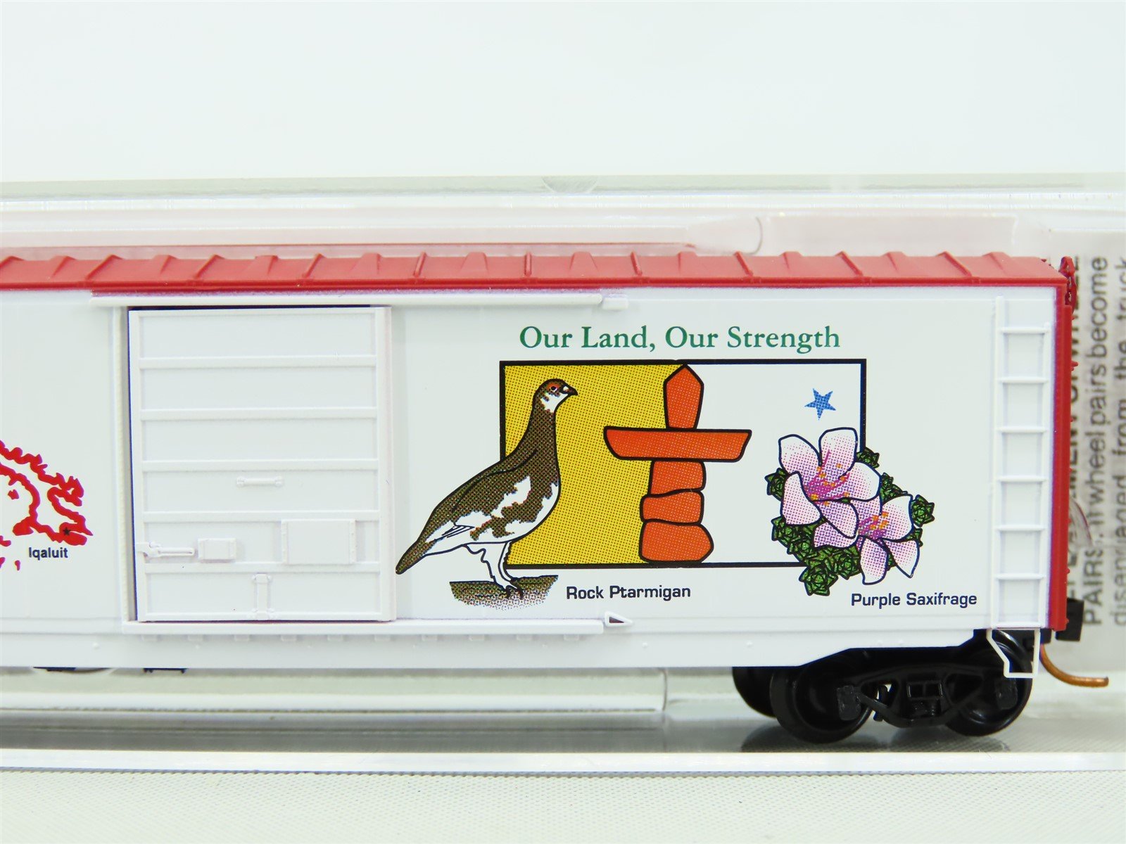 N Scale Micro-Train MTL 077 00 161 NU Nunavut Territory Box Car #1999