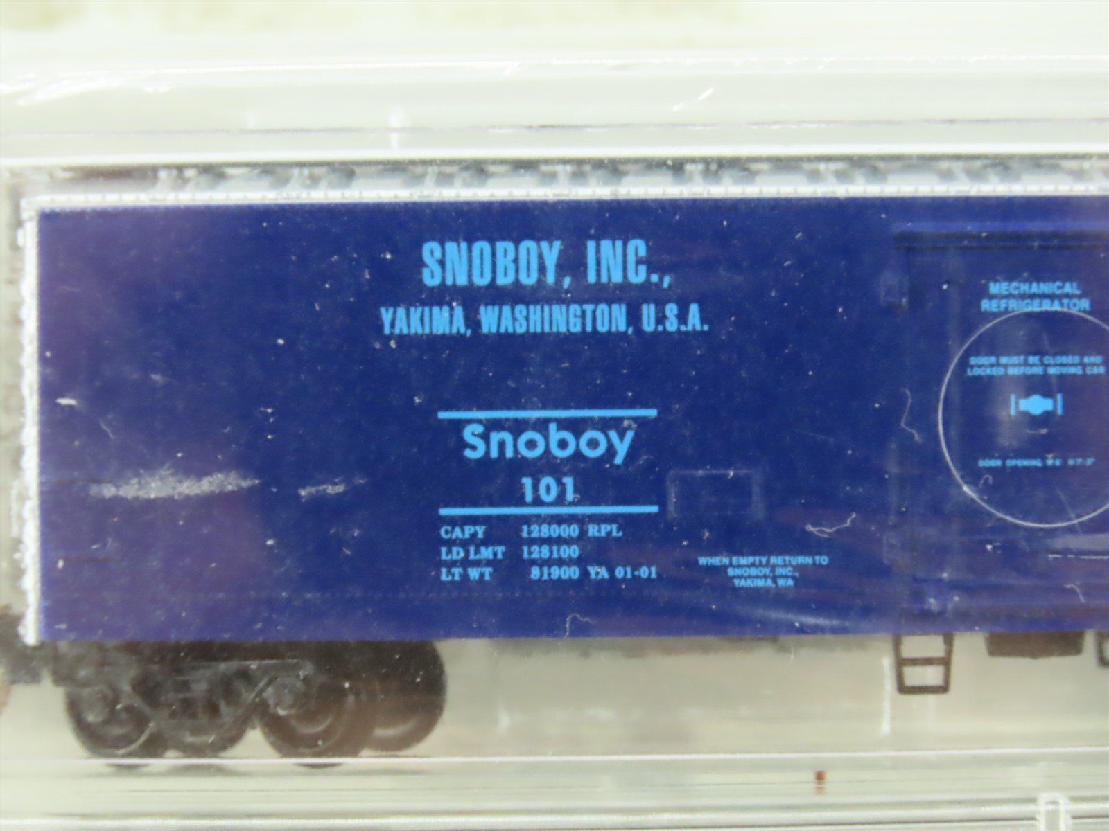 N Scale Micro-Trains MTL #69112 Snoboy & Snomaid Mechanical Reefer 2-Pk - SEALED