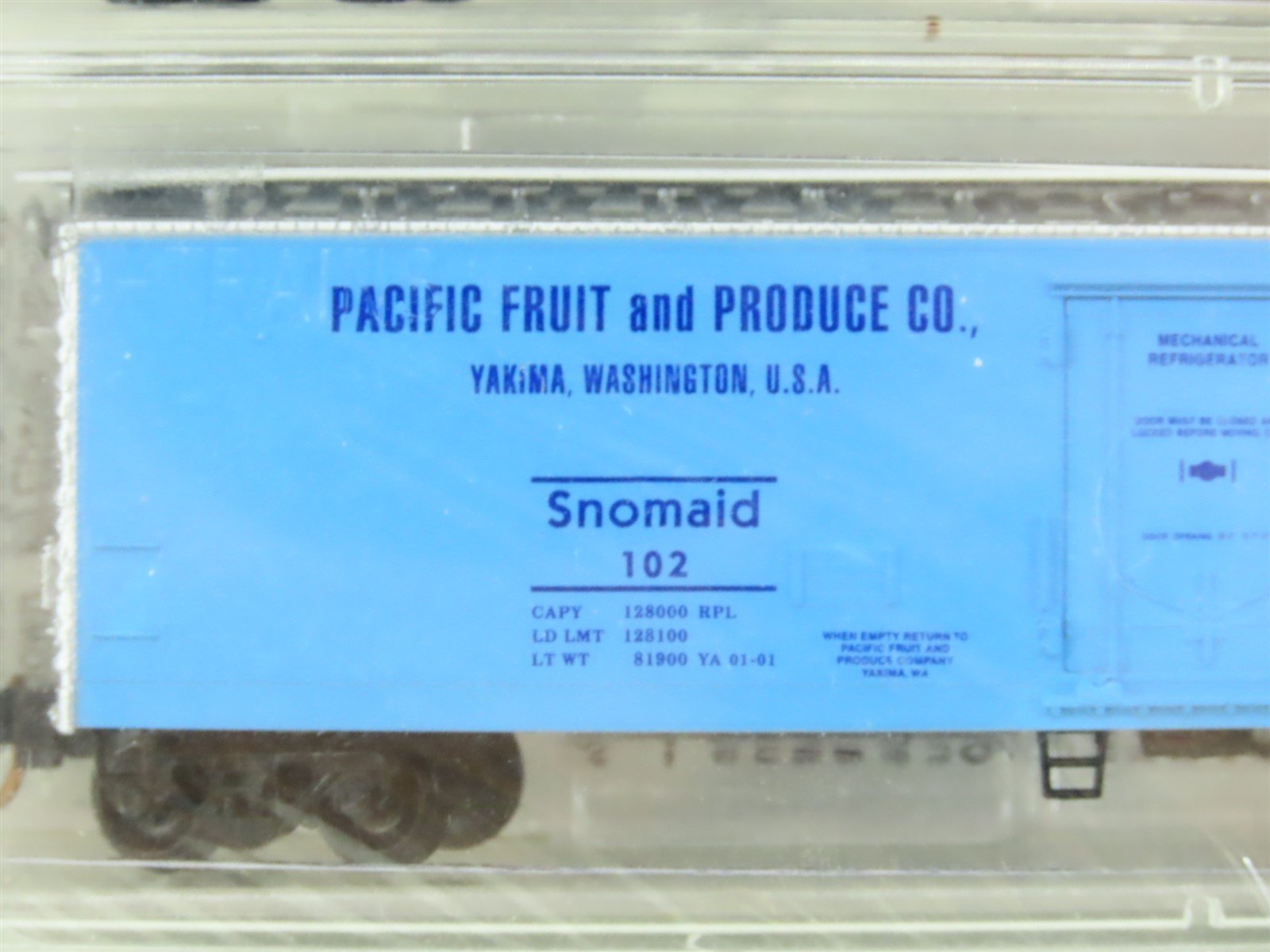N Scale Micro-Trains MTL #69112 Snoboy & Snomaid Mechanical Reefer 2-Pk - SEALED