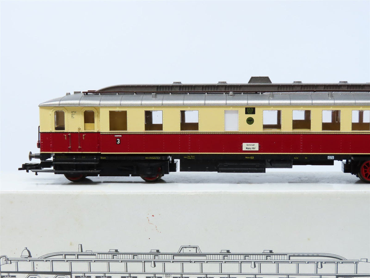 HO Scale Trix 22542 DRG German VT-859 3rd Class Diesel Rail Car - DCC Ready