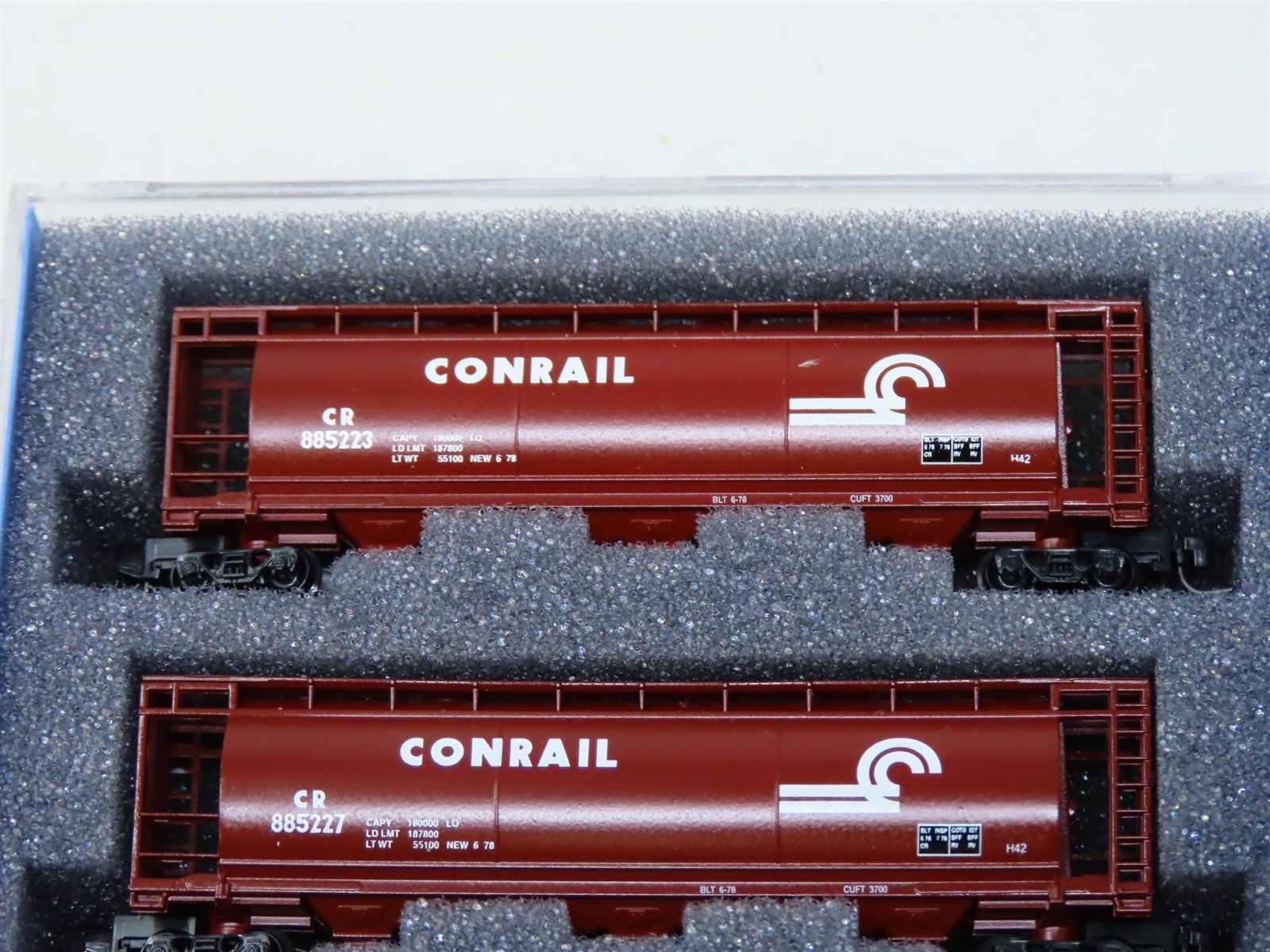 Z Scale FULL THROTTLE WDW1024 CR Conrail 51' 3-Bay Cylindrical Hopper - Set #1