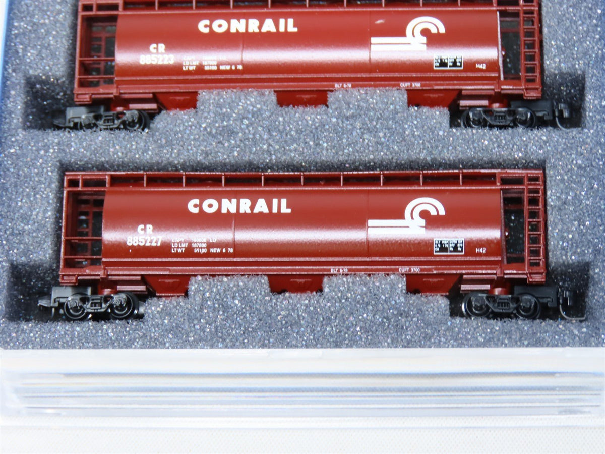 Z Scale FULL THROTTLE WDW1024 CR Conrail 51&#39; 3-Bay Cylindrical Hopper - Set #1