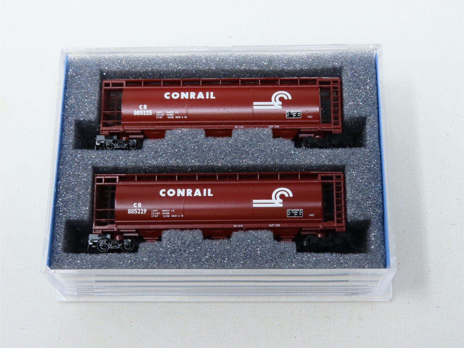 Z Scale FULL THROTTLE WDW1024 CR Conrail 51' 3-Bay Cylindrical Hopper - Set #2