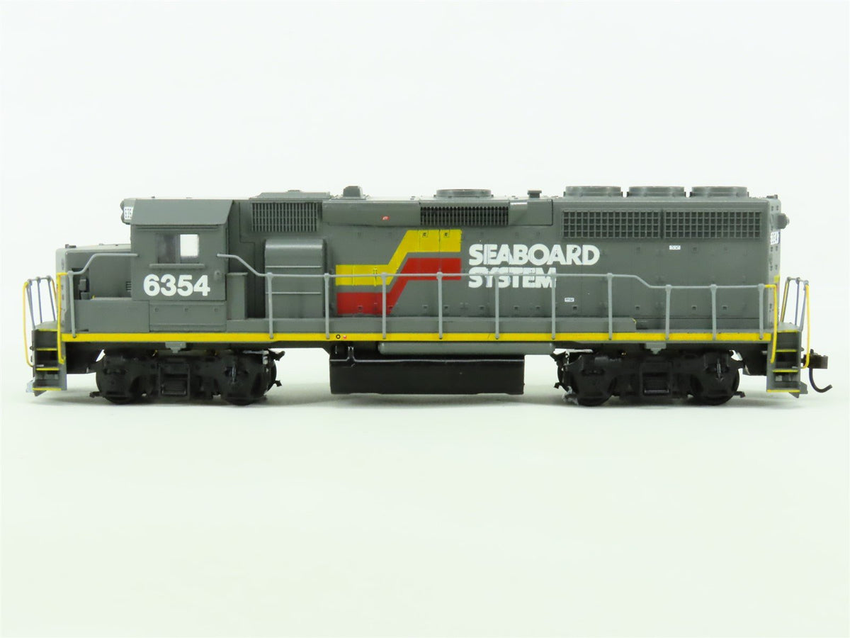 HO Scale Athearn SBD Seaboard System EMD GP40-2 Diesel #6354 - Unpowered