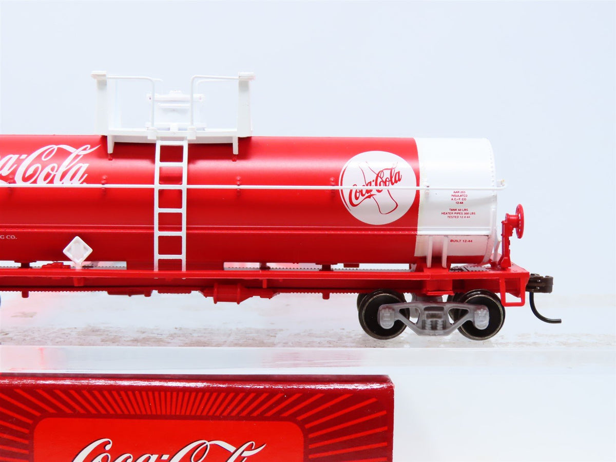 HO Scale Athearn #8311 CCCX Coca Cola 40&#39; Chemical Tank Car #5862