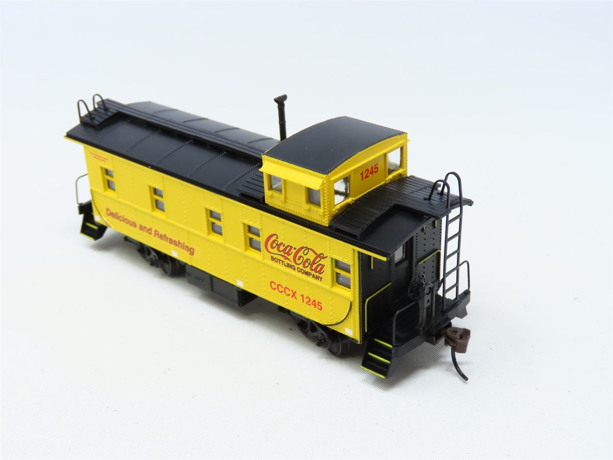 HO Athearn #8360 CCCX Coca-Cola &quot;Delicious and Refreshing&quot; Cupola Caboose #1245