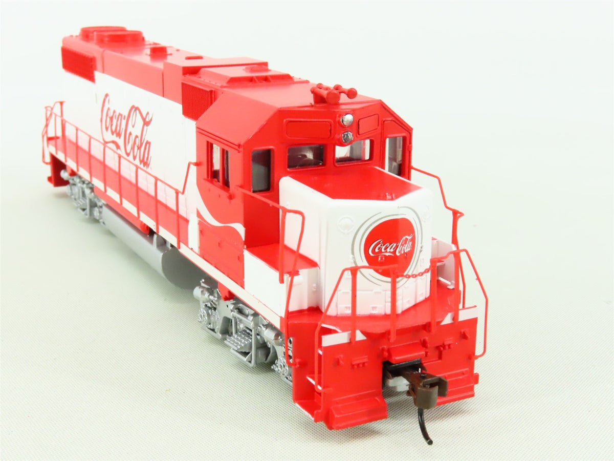 HO Scale Athearn 8293 Coca-Cola EMD GP38-2 Diesel Locomotive No#