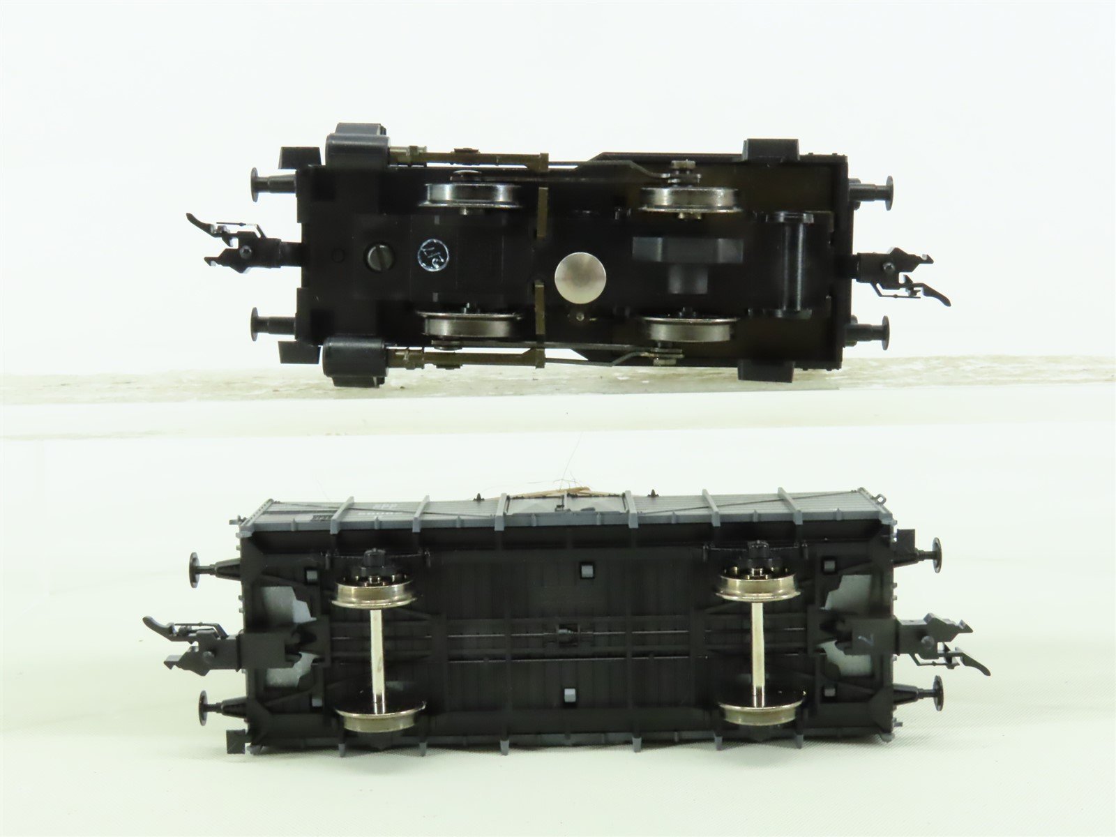 Fleischmann 6475 Échelle Ho Tourne-Disque Base & Toit pour Locomotive Fleischmann 6475 Échelle Ho Tourne-Disque Base & Toit pour Locomotive