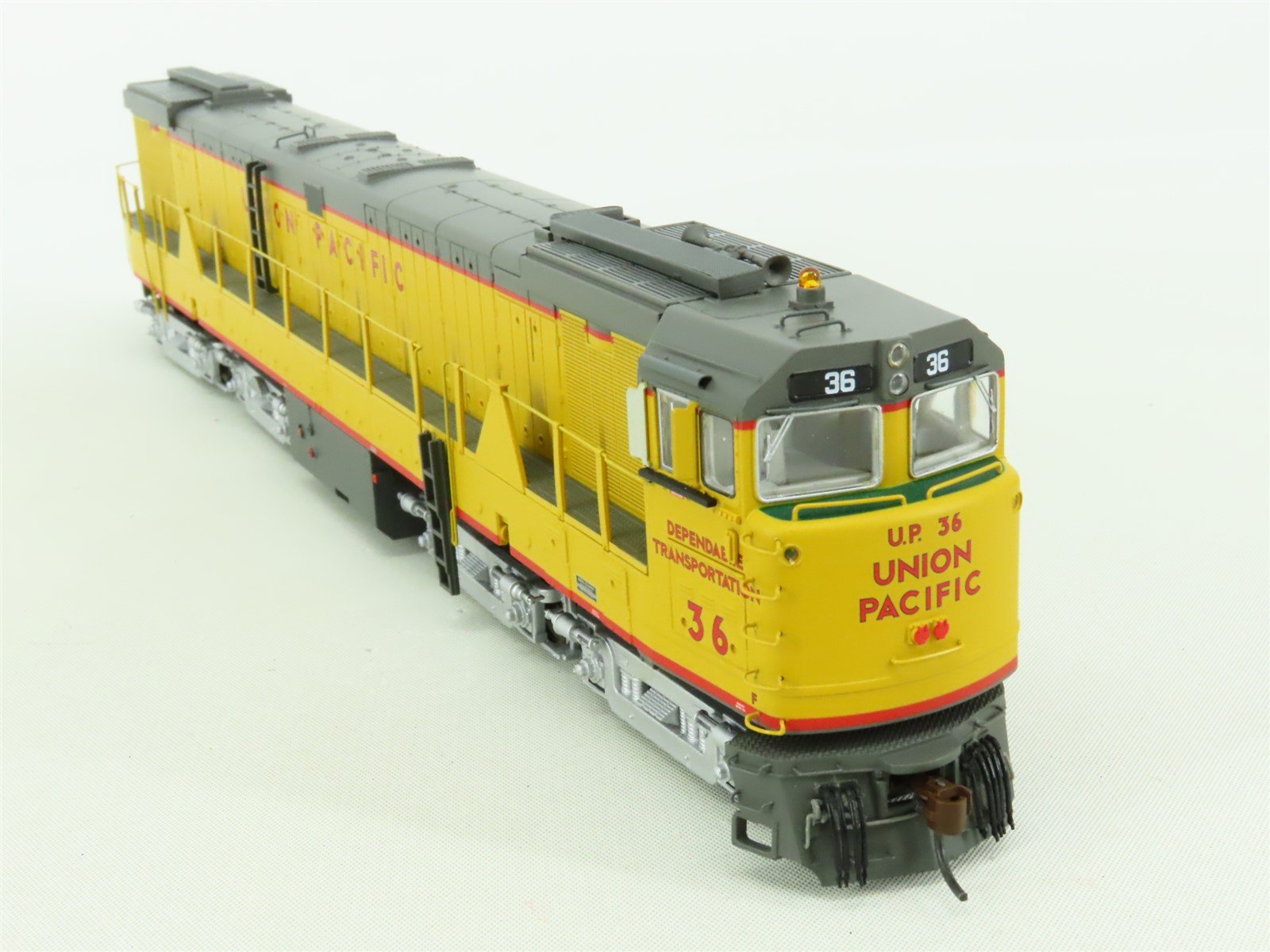 HO Scale Athearn 88674 UP Union Pacific GE U50 Gas Turbine #36 