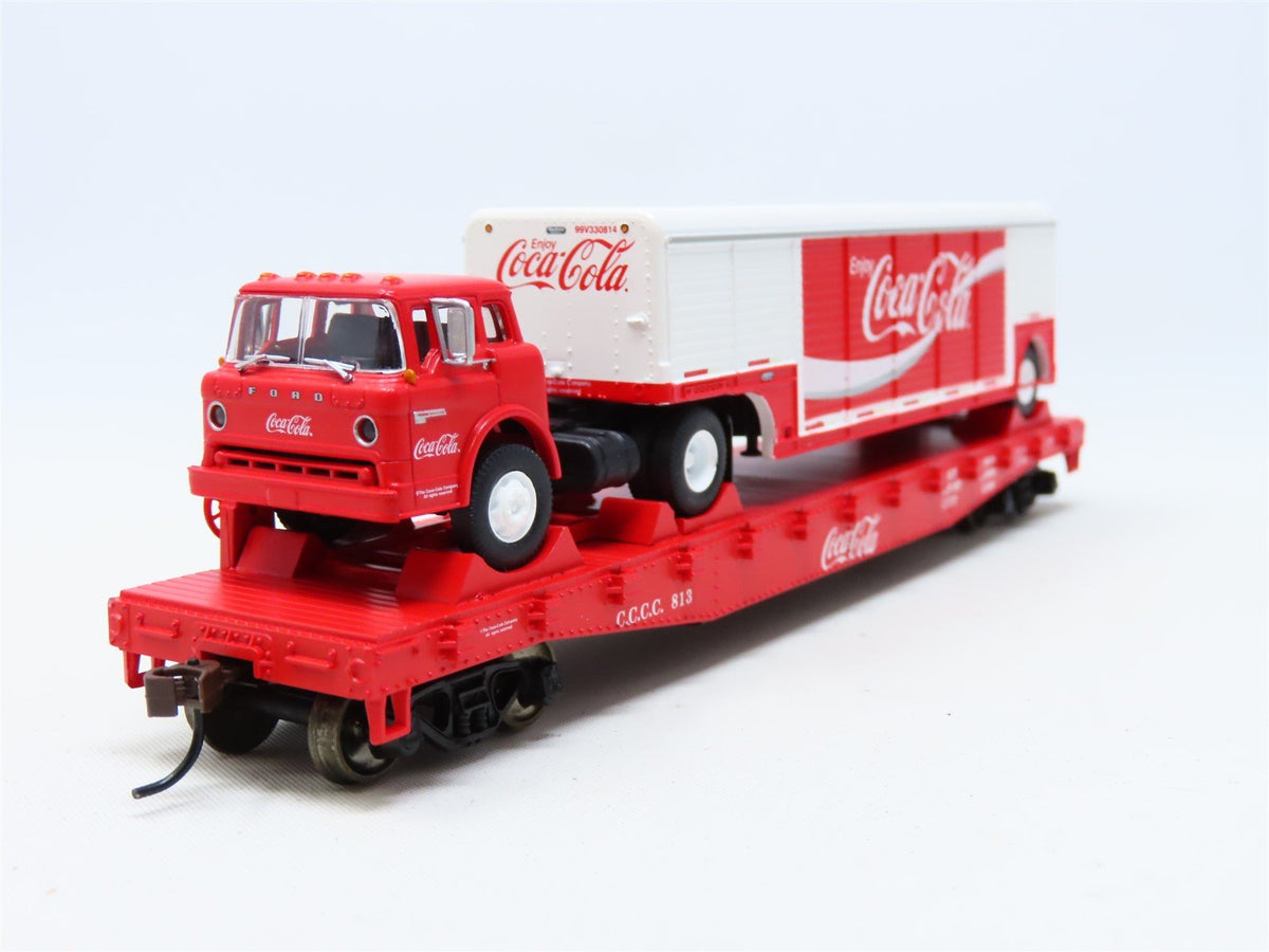 HO Scale Athearn #8281 CCCC Coca-Cola 50&#39; Flat Car w/ Beverage Trailer #813