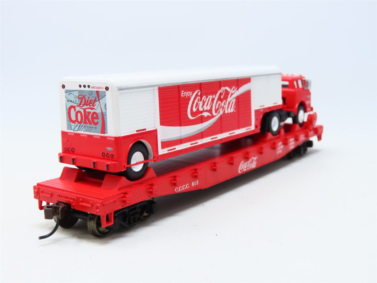 HO Scale Athearn #8281 CCCC Coca-Cola 50&#39; Flat Car w/ Beverage Trailer #813