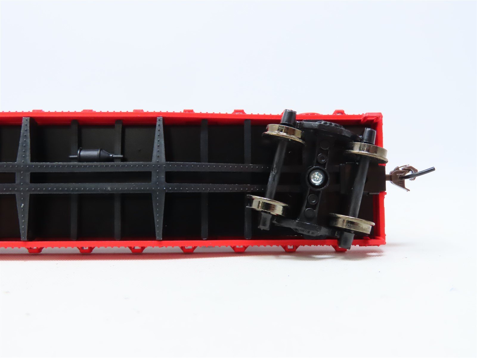 HO Scale Athearn #8303 CCCX Coca-Cola 50' Flat Car w/ 45' Trailer #808