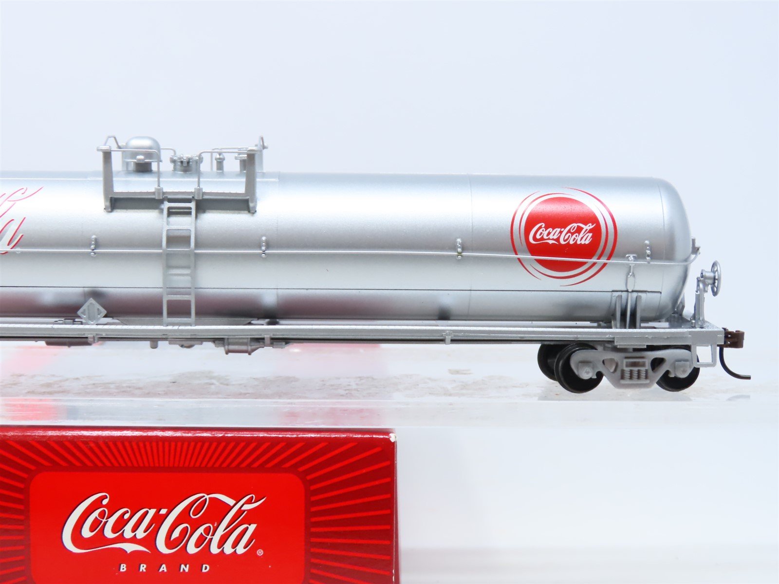 Cccx Train HO Scale Athearn #8341 CCCX Coca-Cola 62' Tank Car #2512 - Model Train ...