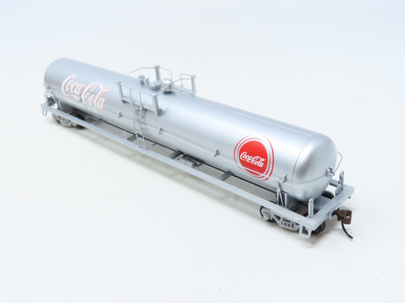 Athearn H0 8292A - EMD F7 + Caboose Coca Cola #1887, D'occasion Athearn H0 8292A - EMD F7 + Caboose Coca Cola #1887, D'occasion
