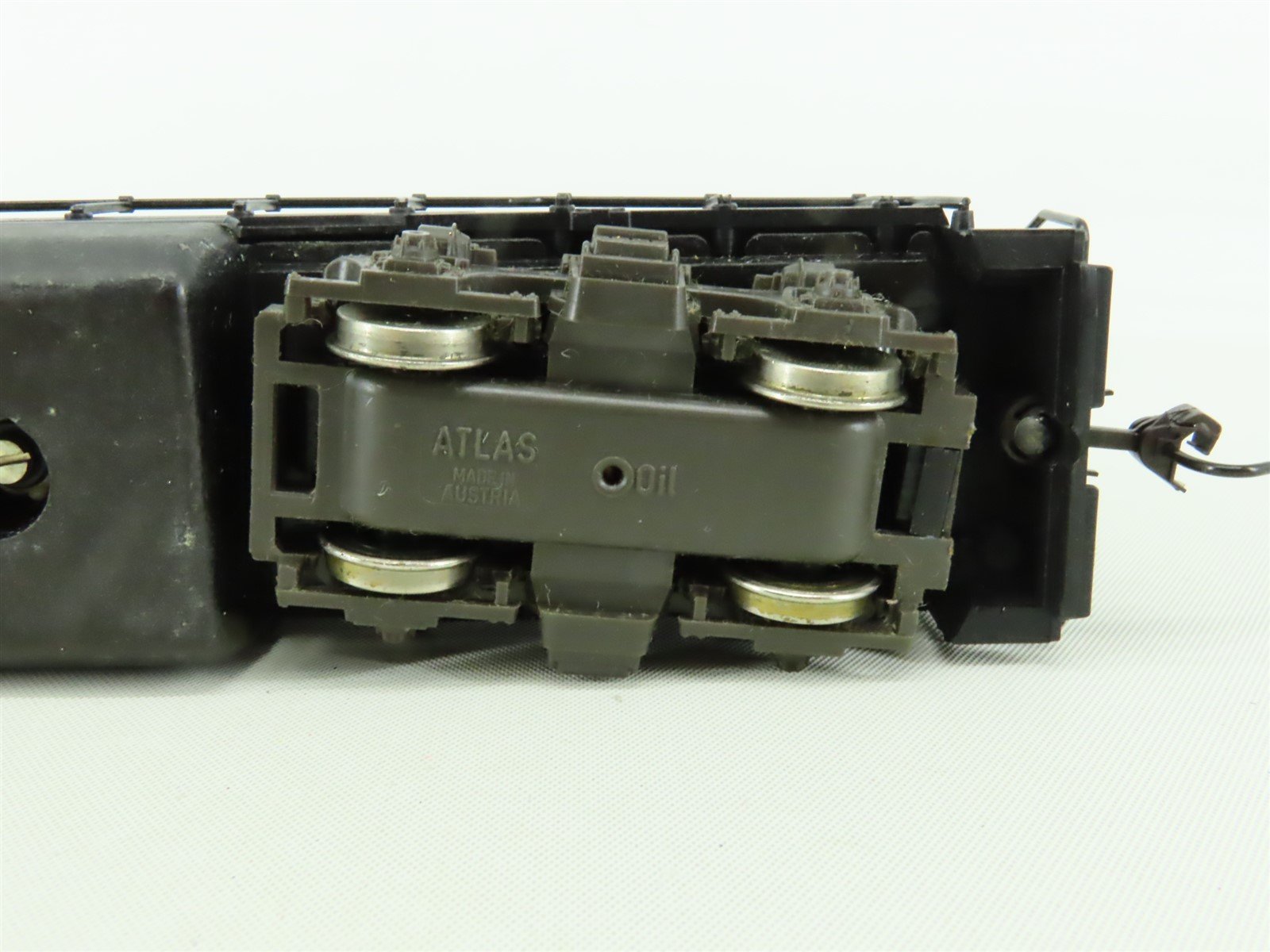 HO Scale Atlas NW Norfolk & Western EMD GP38 High Nose Diesel Locomoti ...