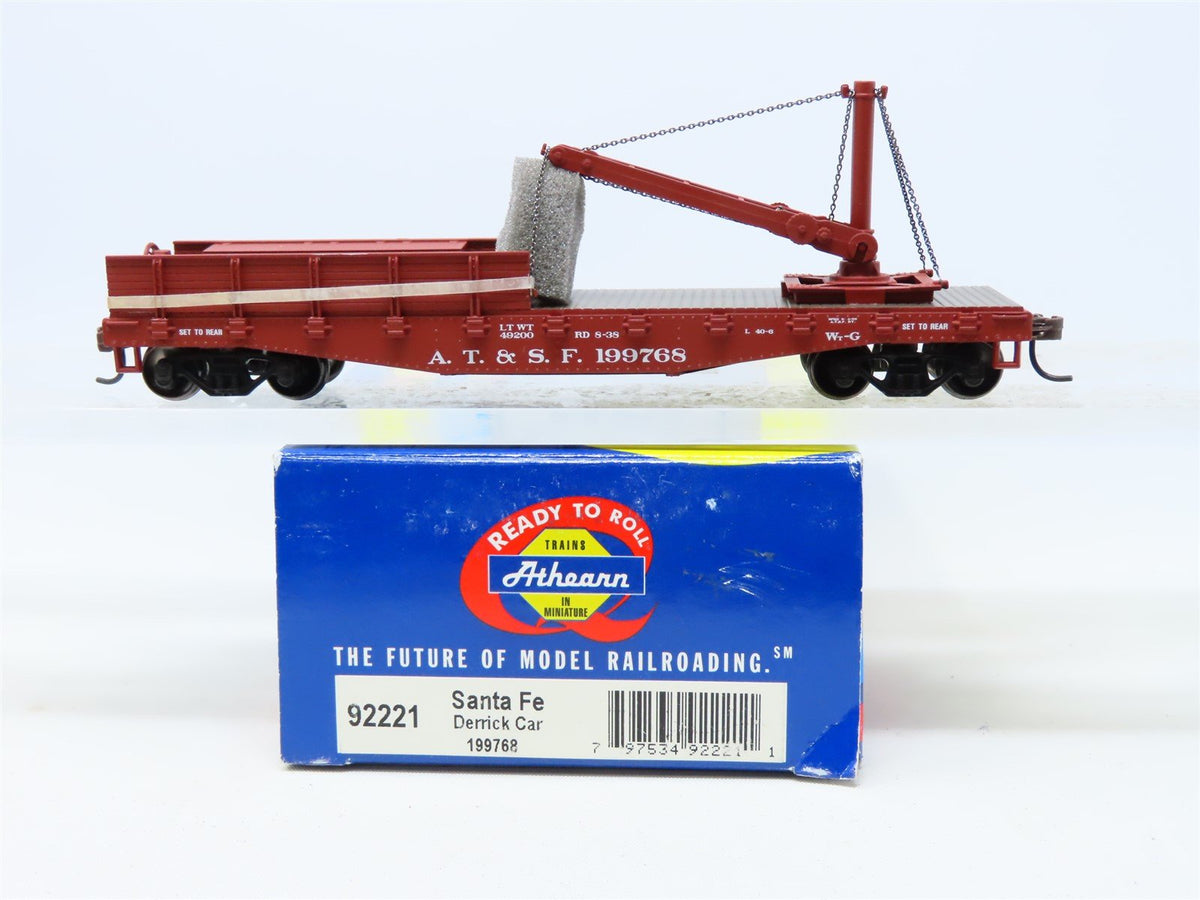 HO Scale Athearn #92221 ATSF Atchison Topeka &amp; Santa Fe Derrick Car #199768