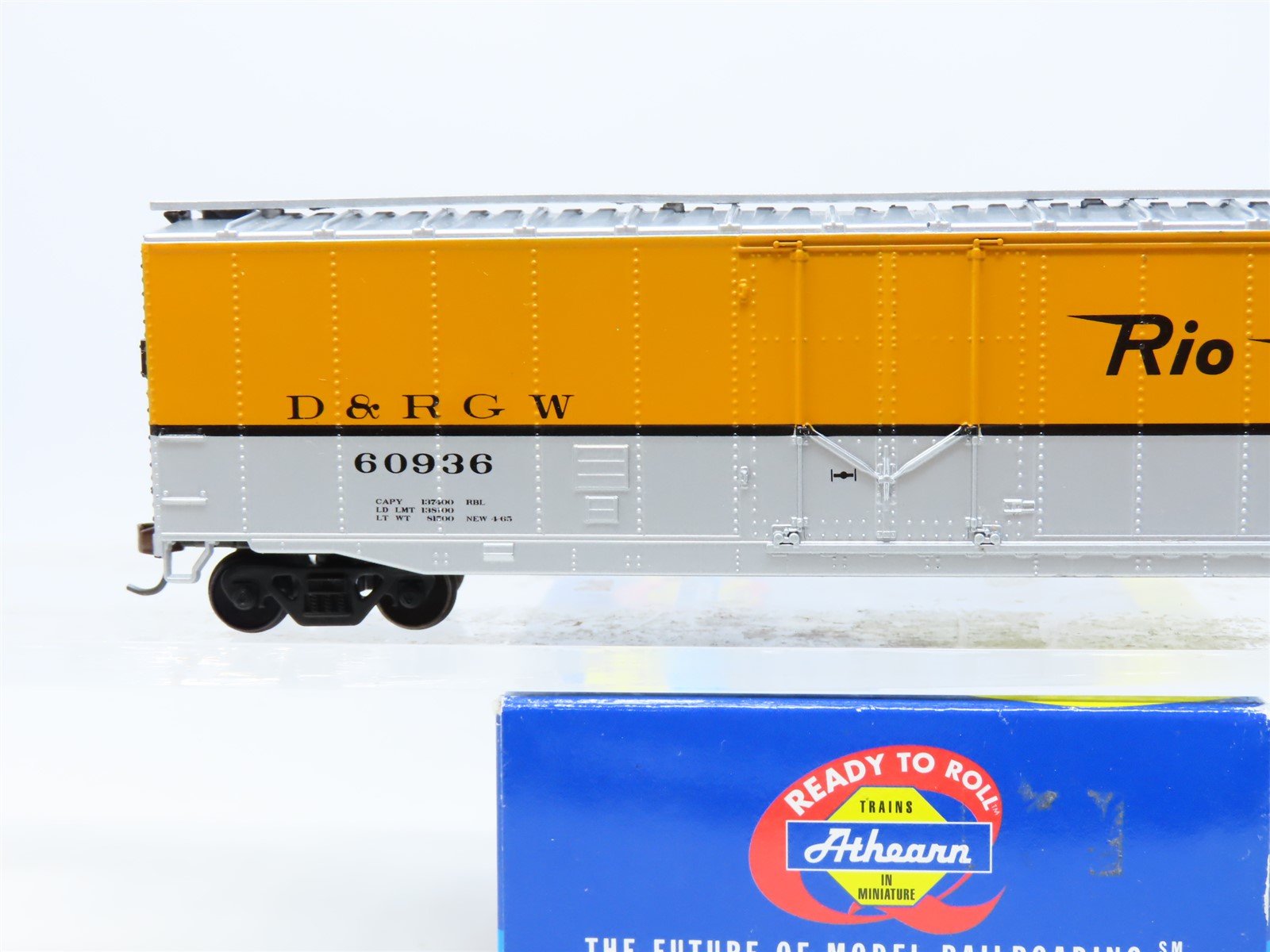 HO Athearn #7026 D&RGW Denver & Rio Grande Western 50' Plug Door Box Car #60936