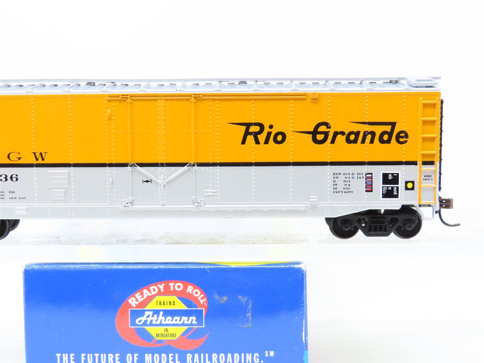 HO Athearn #7026 D&RGW Denver & Rio Grande Western 50' Plug Door Box Car #60936