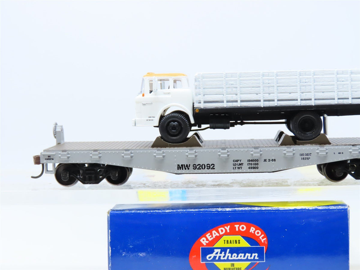 HO Scale Athearn #92086 MW Maintenance of Way 40&#39; Flat Car w/ Ford Truck #92092