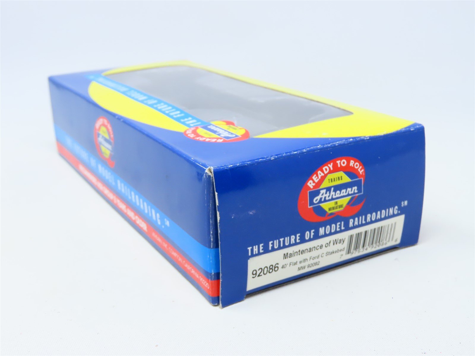 HO Scale Athearn #92086 MW Maintenance of Way 40' Flat Car w/ Ford Truck #92092