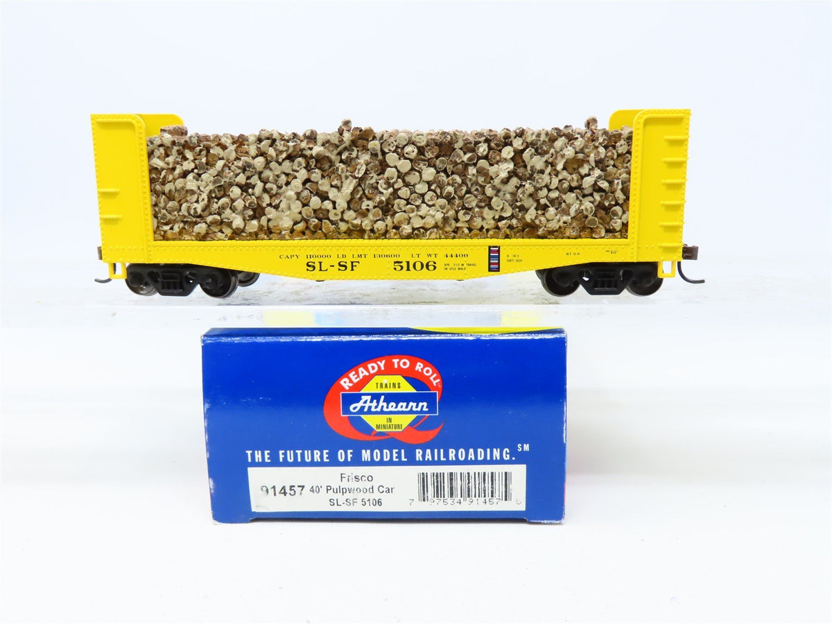 HO Scale Athearn #91457 SL-SF Frisco 40&#39; Pulpwood Flat Car w/ Load #5106