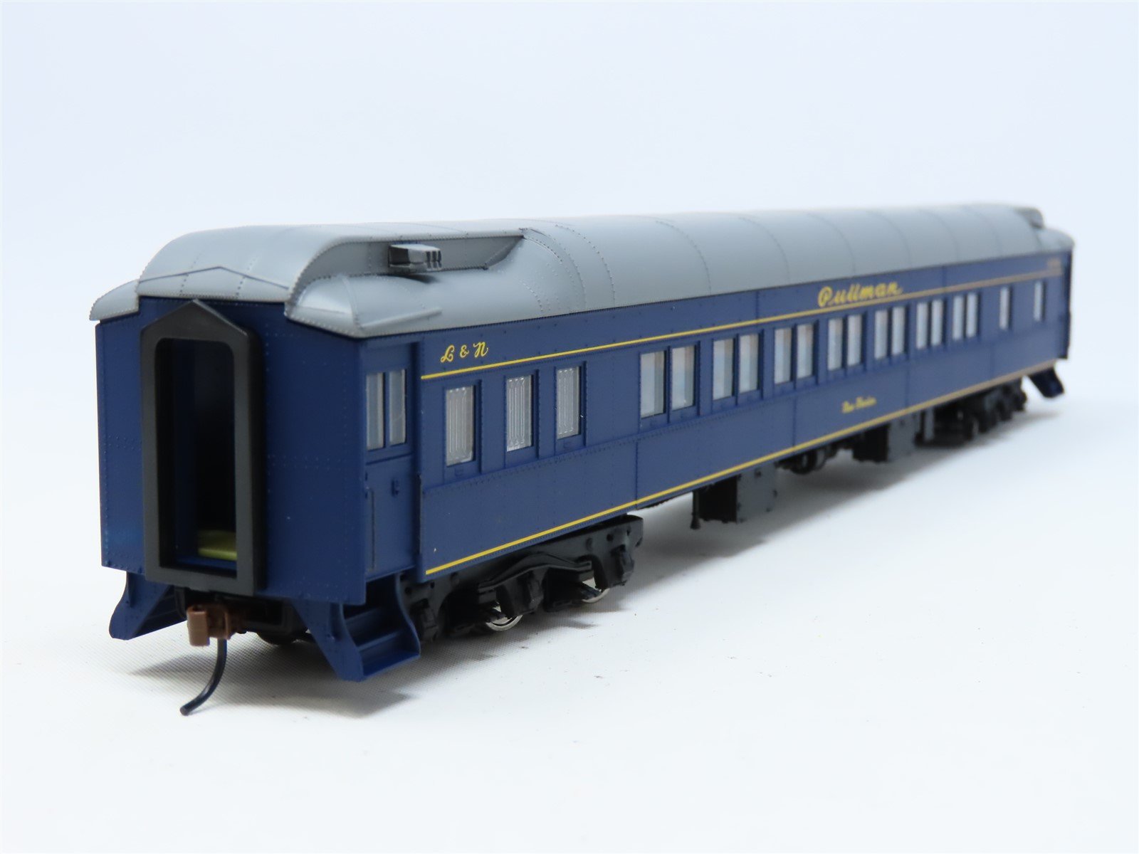 HO Walthers 932-10217 L&N Louisville & Nashville Pullman Passenger 