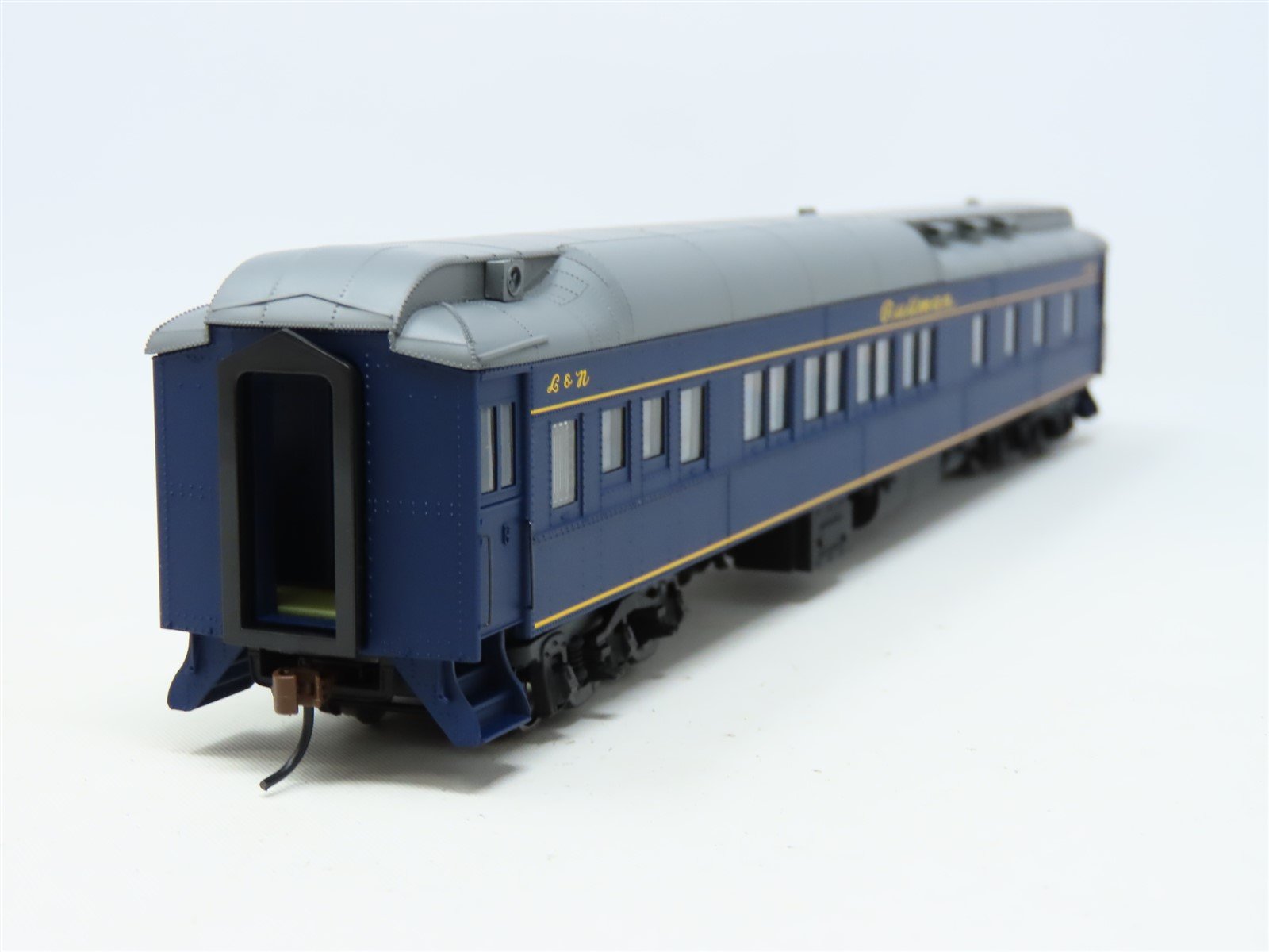 HO Walthers #932-10067 L&N Louisville & Nashville Pullman Heavyweight Passenger