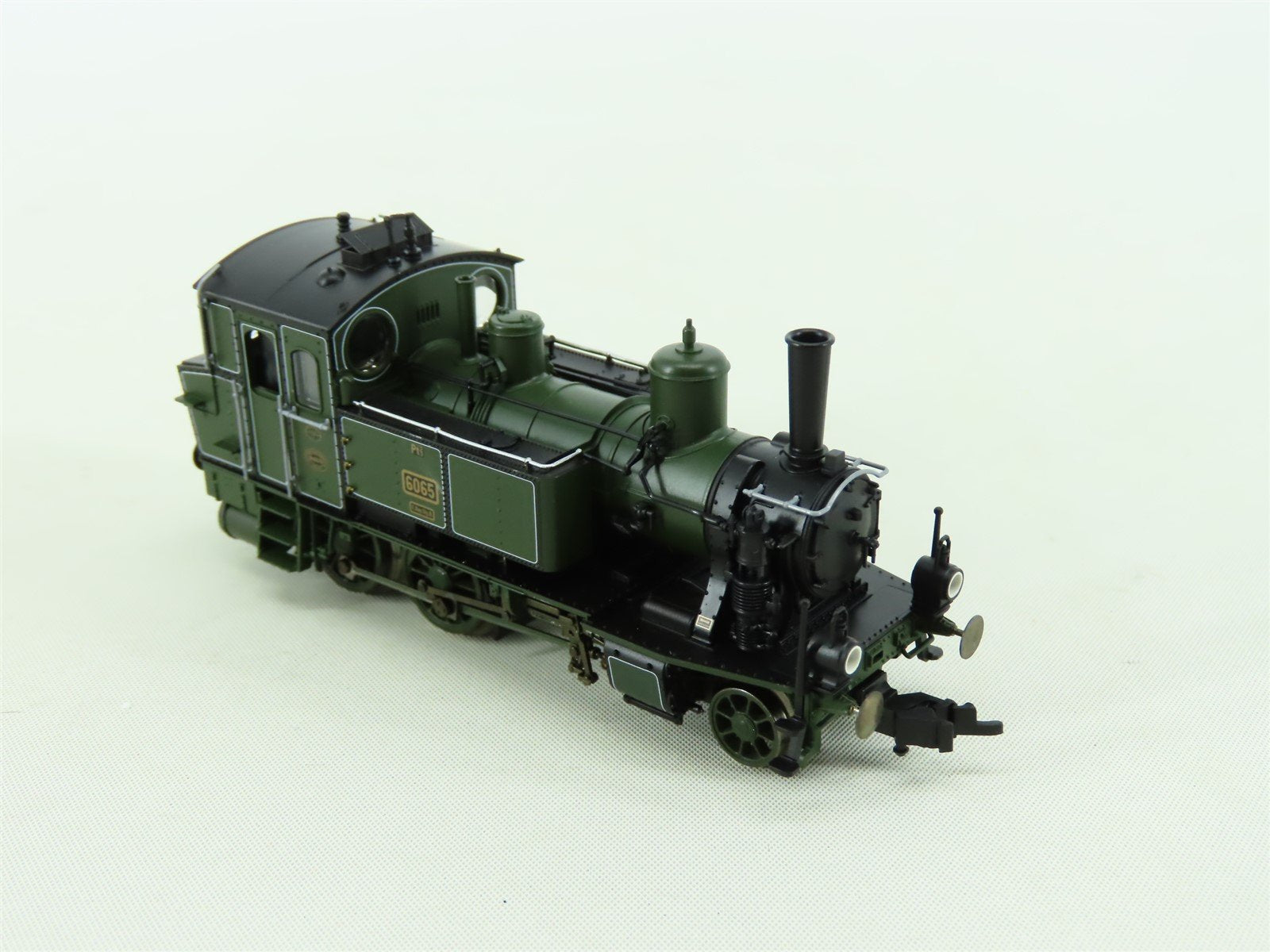 HO Scale Fleischmann 481302 K.Bay.Sts.B. 2-4-0 Class Pt2/3 Steam Train Set