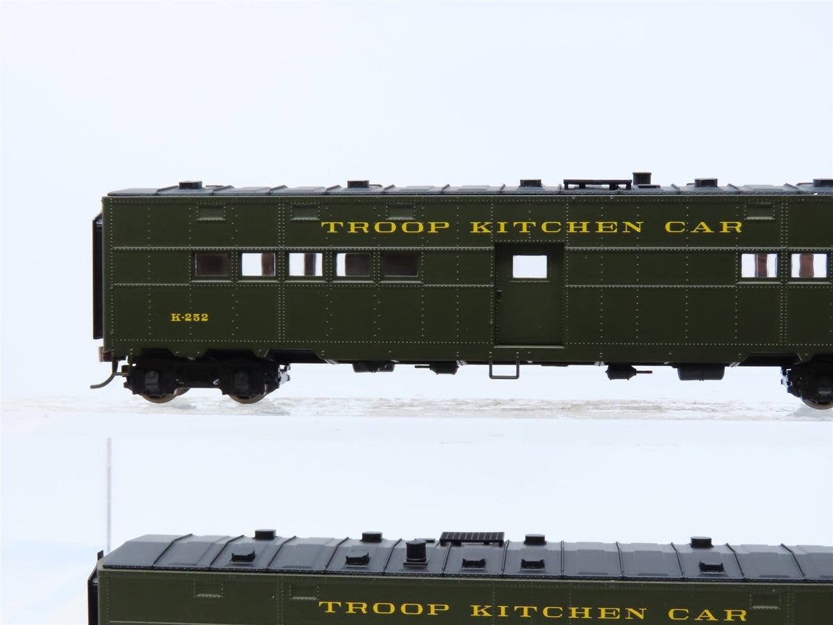 HO Scale Walthers #932-24181 ACF Troop Kitchen Passenger Car 2-Pack