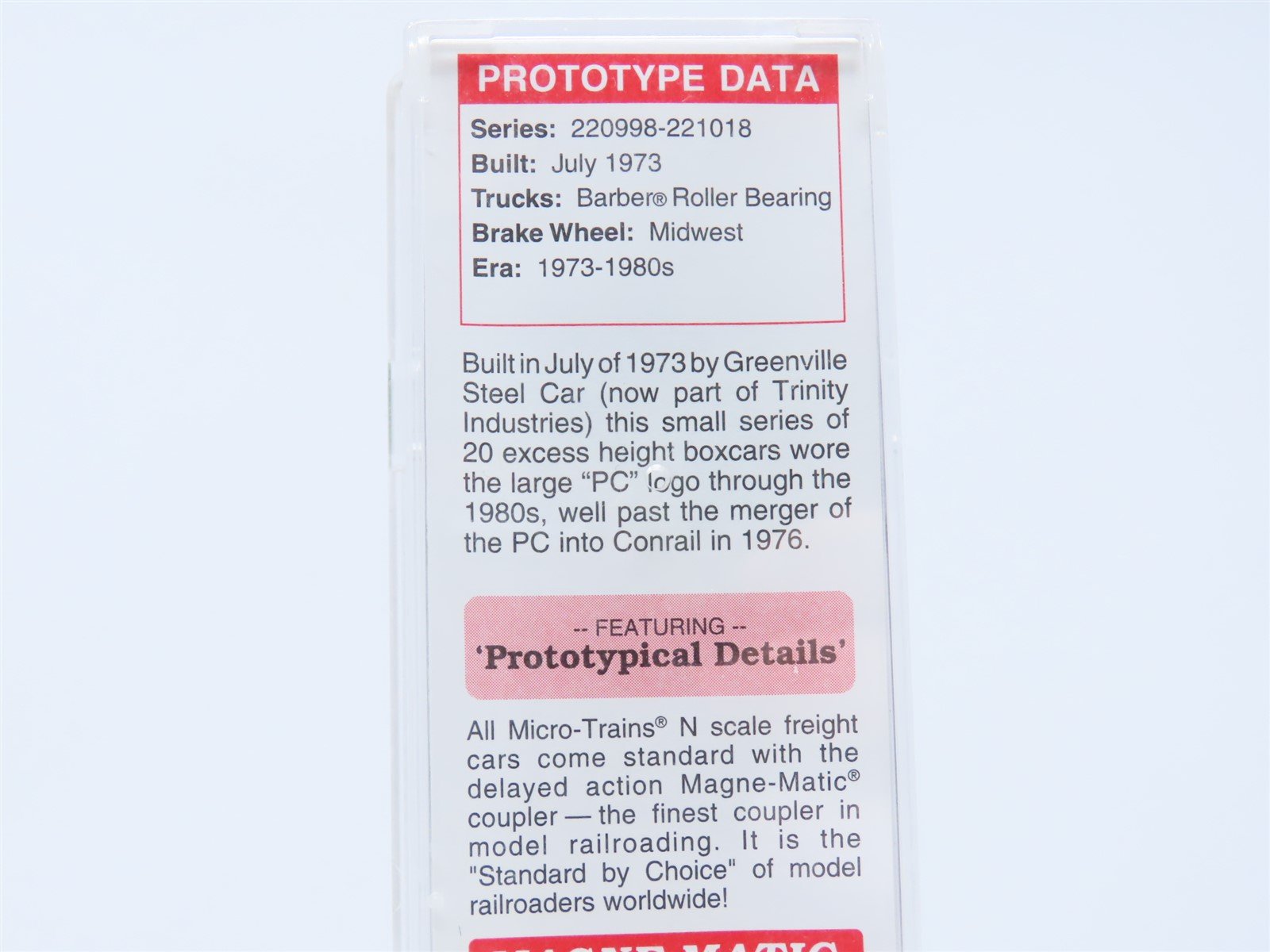 N Scale Micro-Trains MTL 102 00 090 PC Penn Central 60' Plug Door Boxcar #221005
