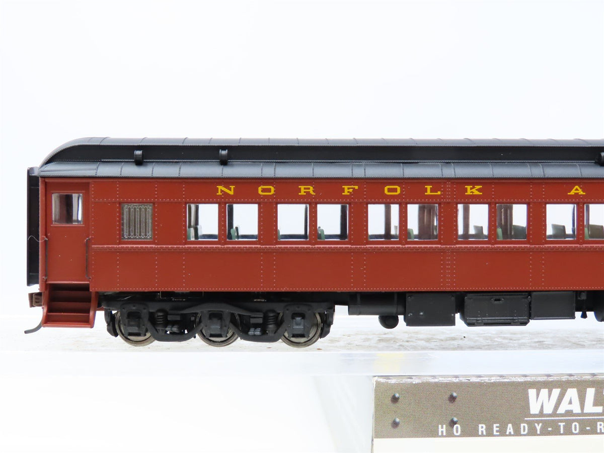 HO Scale Walthers #932-10118 N&amp;W Norfolk &amp; Western Heavyweight Coach Passenger