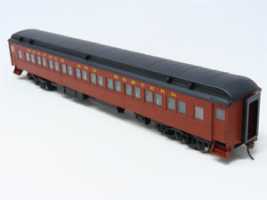 HO Scale Walthers #932-10118 N&W Norfolk & Western Heavyweight Coach Passenger