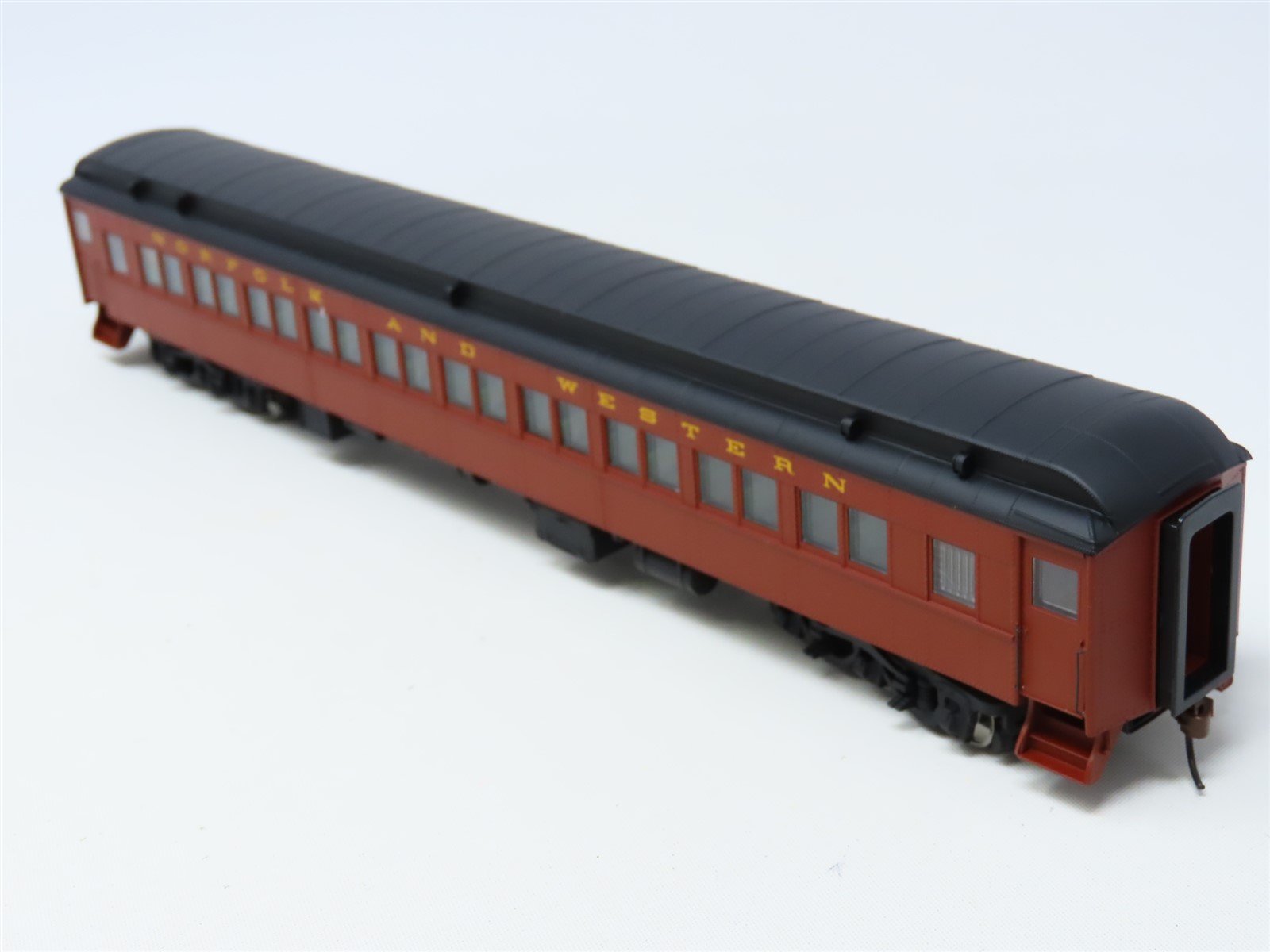 Orders HO SCALE N&W COACH -