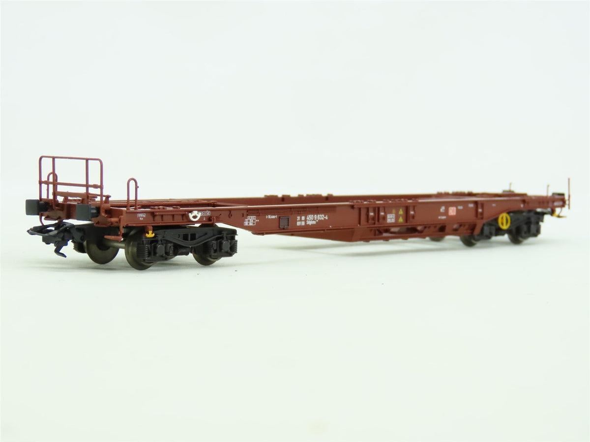 HO Scale Trix 24330 DB German &quot;HOYER&quot; COFC Tank Container Cars 3-Pack