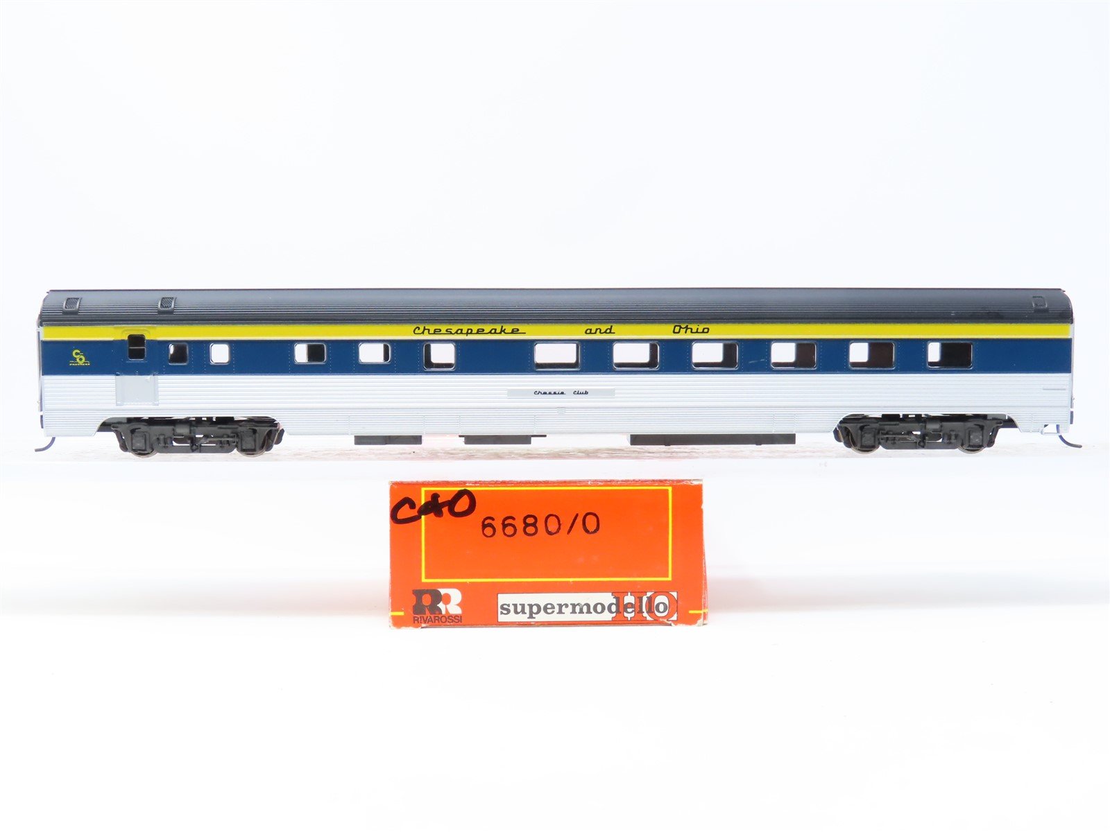 HO Scale Rivarossi #6680/0 C&O Chesapeake & Ohio Diner Passenger "Chessie Club"