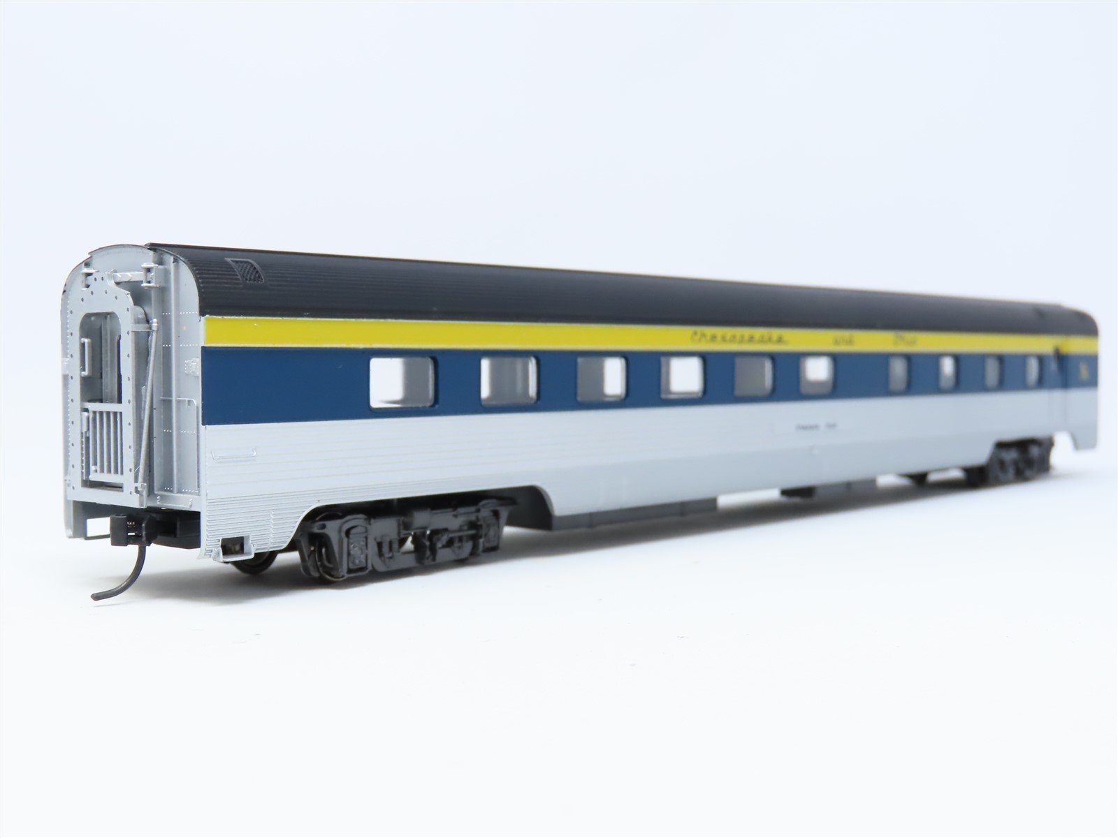 HO Scale Rivarossi #6680/0 C&O Chesapeake & Ohio Diner Passenger 