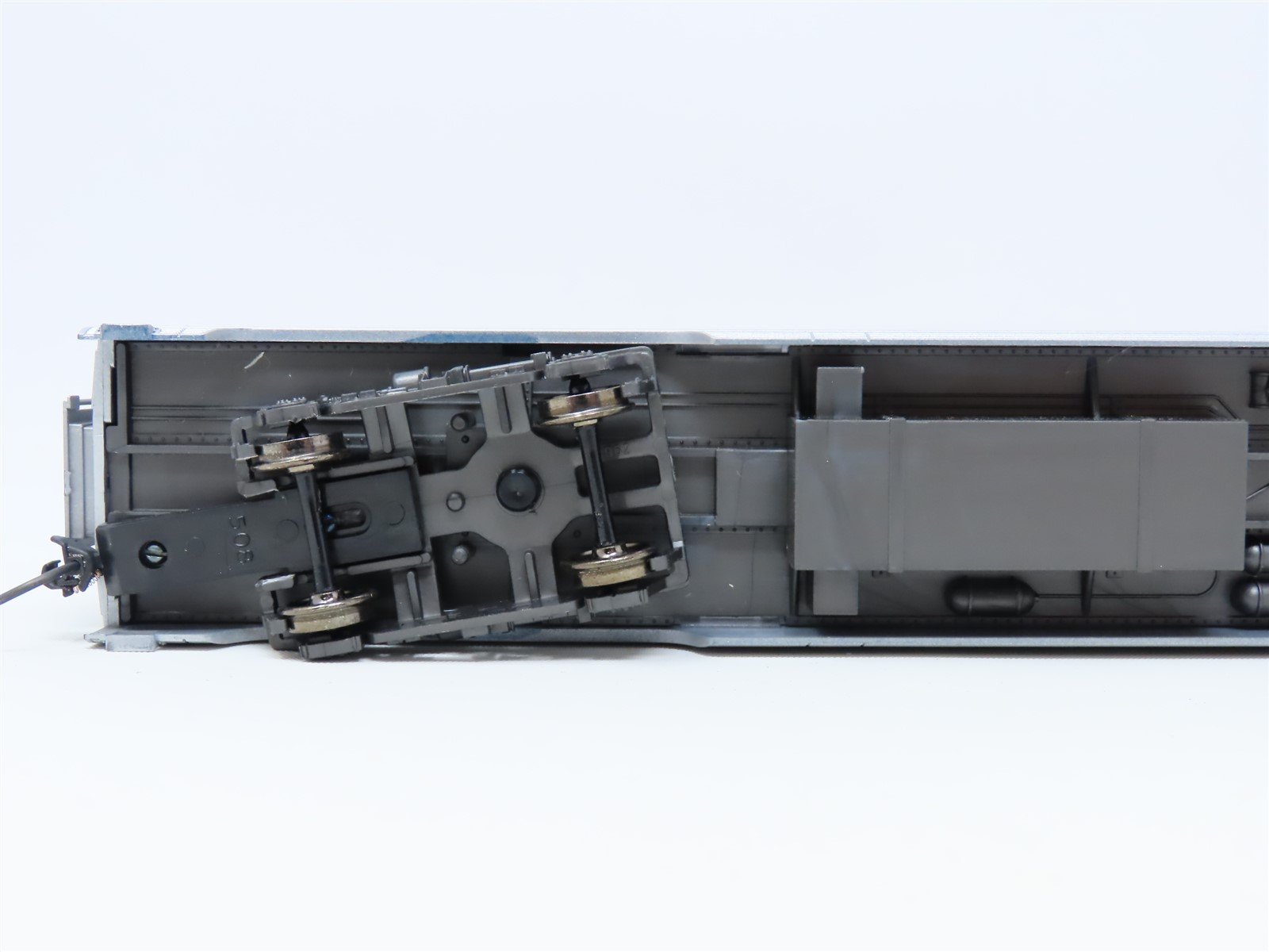 HO Scale Rivarossi #6680/0 C&O Chesapeake & Ohio Diner Passenger 